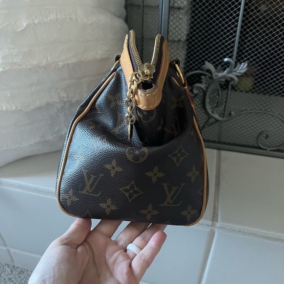 Louis Vuitton Monogram PM Tivoli bag - Picture 6 of 12